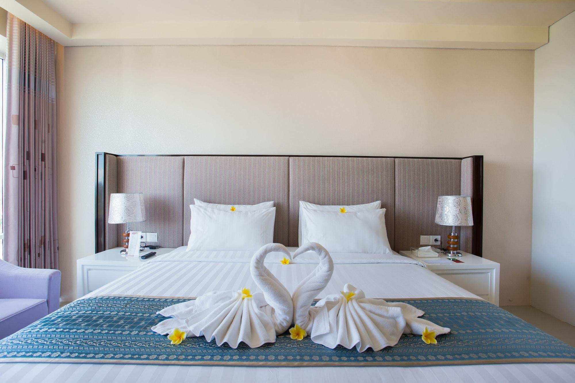 Golden Palace Hotel Lombok Матарам Екстер'єр фото