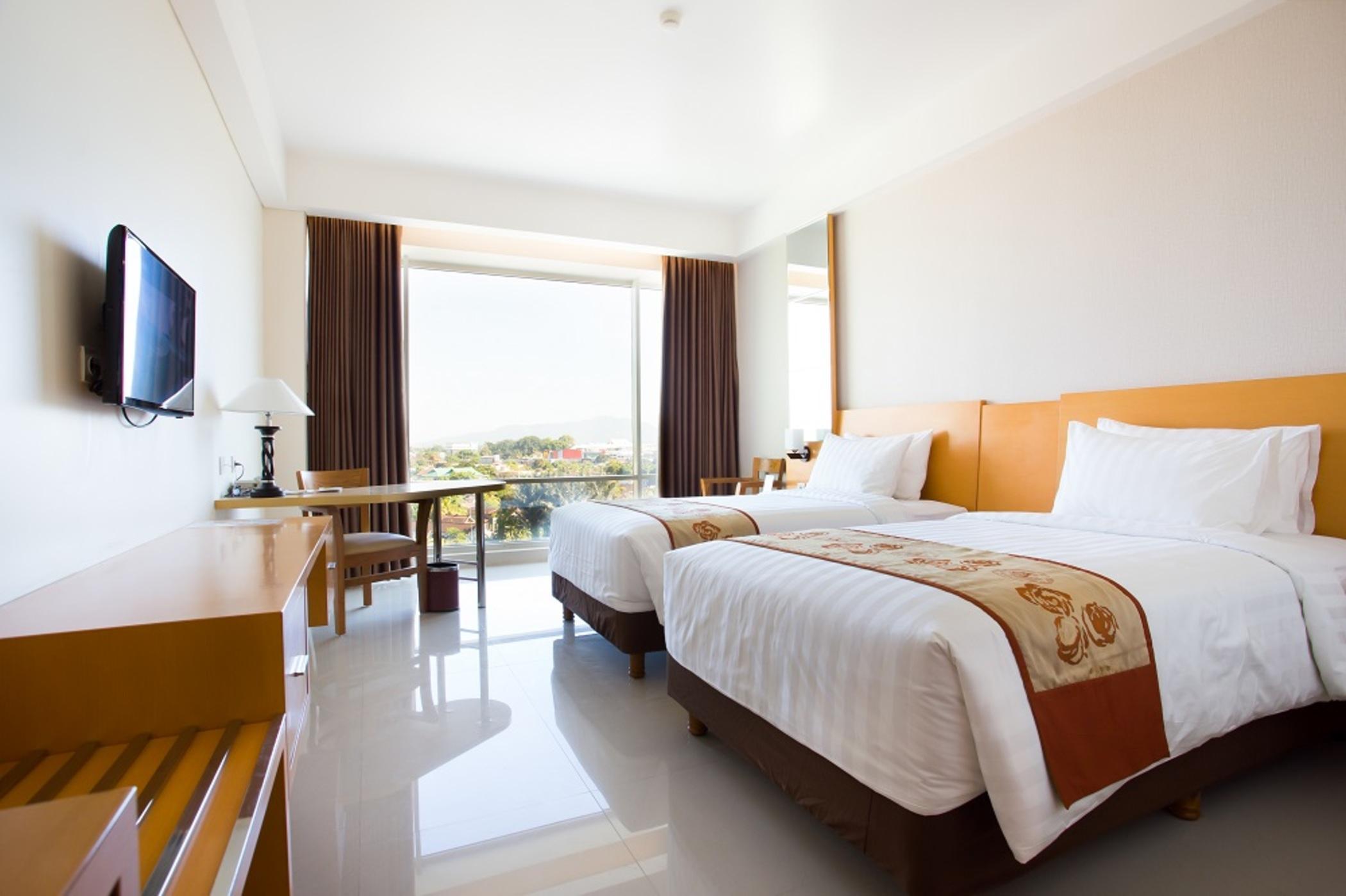 Golden Palace Hotel Lombok Матарам Екстер'єр фото
